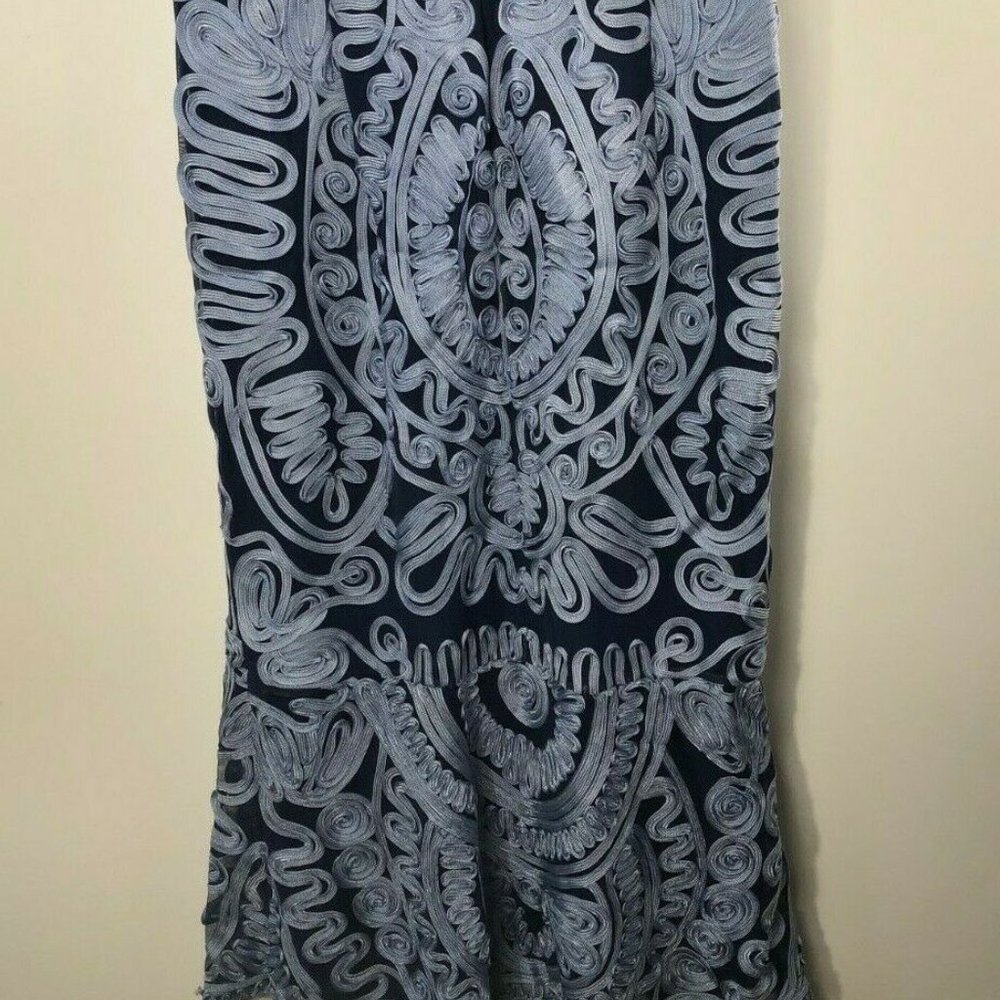 JS COLLECTIONS Soutache Mesh Trumpet Evening Dress - Picture 6 of 8